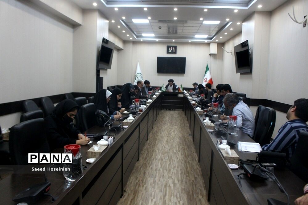 نشست خبری نخستین رویداد فرهنگی بین شهری قم و شیراز