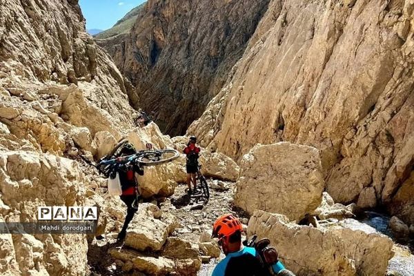 اردوی هیات دوچرخه‌سواری رودهن در طبیعت زیبای شهرستان فیروزکوه
