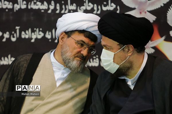 مراسم وداع با پیکر سید محمود دعایی در حسینیه جماران