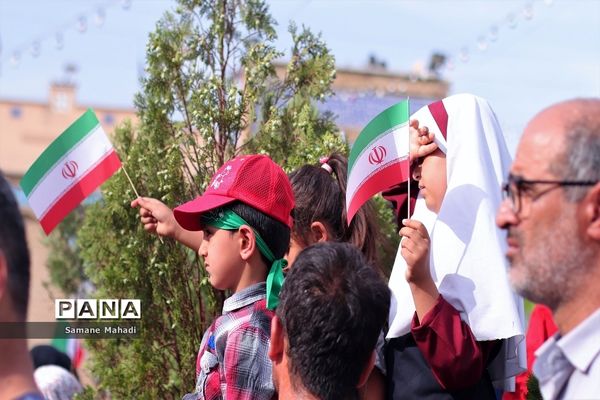 اجتماع بزرگ دانش‌آموزی «سلام فرمانده» شهرستان پیشوا