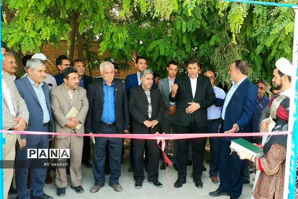 آیین افتتاحیه زمین چمن مصنوعی آموزشگاه شهید ایرانپور شهر لایین (شهرستان کلات)