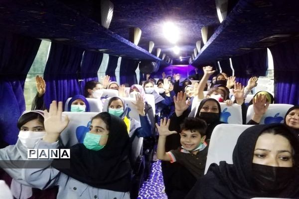 اجتماع بزرگ مادران و دختران اهوازی در مصلای امام خمینی (ره)