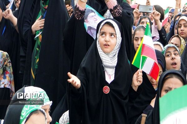 اجرای سرود سلام فرمانده در برازجان