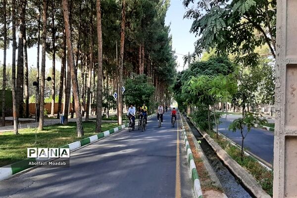 همایش دوچرخه‌سواری در خلیل آباد