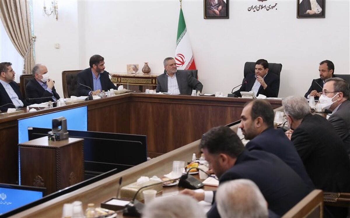 مناطق آزاد باید کانون جذب سرمایه‌گذاری و توسعه صادرات باشند