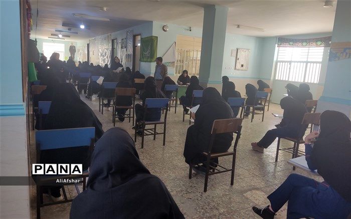 بازدید بخشدار بخش صیدون و رئیس اداره آموزش‌ و پرورش از حوزه‌های امتحانات نهایی