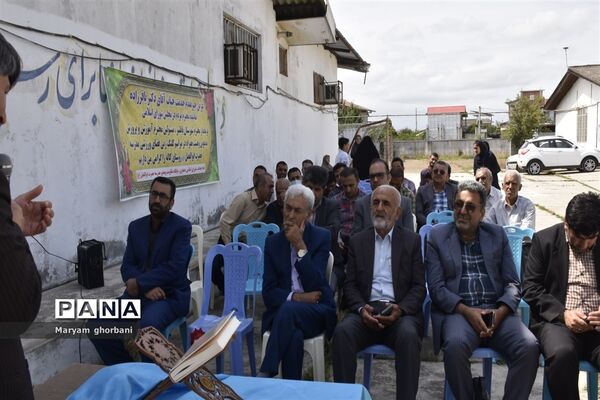 آیین کلنگ‌زنی چمن مصنوعی طرح شهید سلیمانی