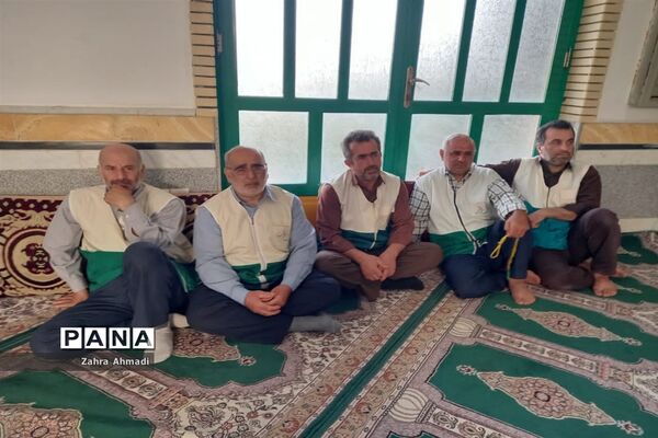 پرچم گردانی حرم مطهر رضوی در میاندورود