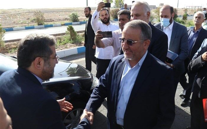 وزیر فرهنگ و ارشاد اسلامی وارد استان سمنان شد