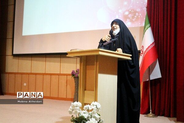 همایش جشن دختران کریمه در قم