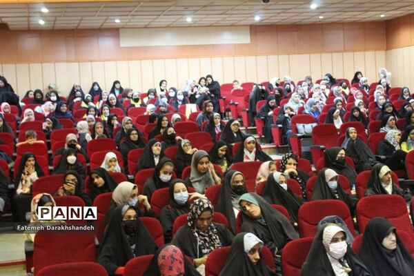 همایش جشن دختران کریمه در قم