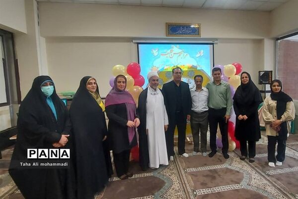 جشن تکلیف دانش آموزان پایه هشتم در شهرستان قدس