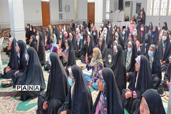 همایش آرامش دخترانه کرامت در امیدیه