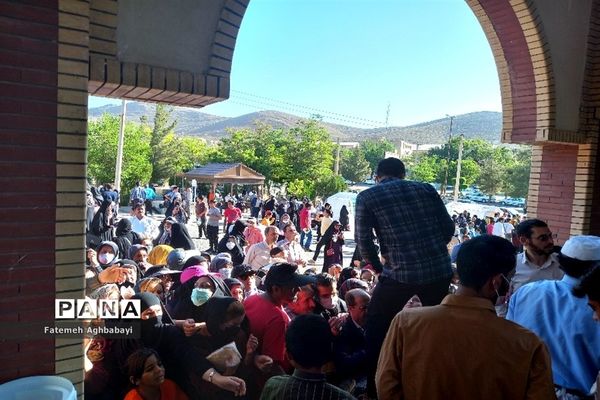 همایش پیاده‌روی امام رضایی‌ها در شهرکرد