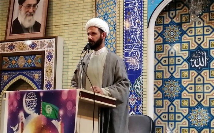 مردم‌داری ویژگی اخلاقی لازم برای همگان است