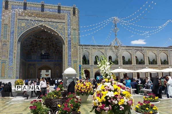 حال و هوای حرم مطهر رضوی در دهه کرامت