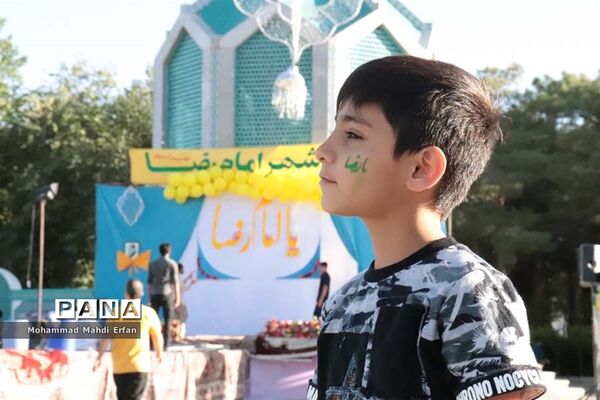 اجتماع باشکوه مردم آباده درجشن میلاد امام رضا علیه السلام
