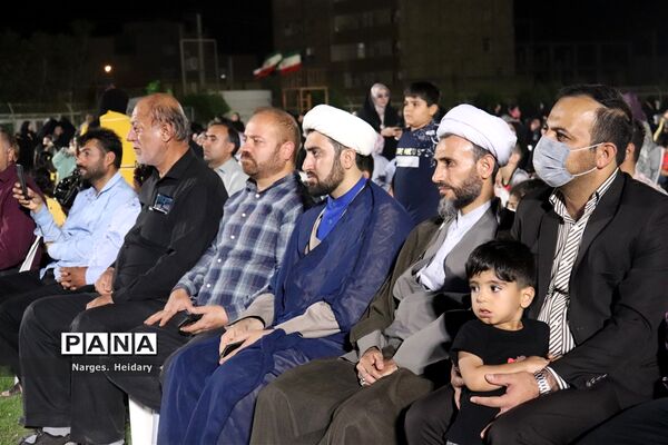 جشن میلاد امام رضا (ع) همراه با اجرای سرود سلام فرمانده در امیدیه