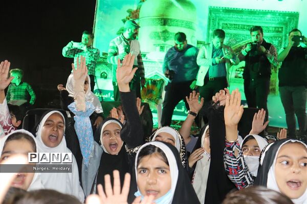 جشن میلاد امام رضا (ع) همراه با اجرای سرود سلام فرمانده در امیدیه
