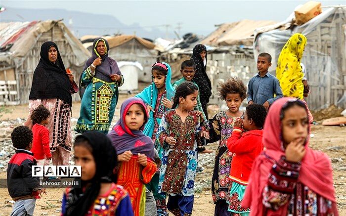 کلنگ احداث ۴۱۱ کلاس درس در سیستان و بلوچستان به زمین خورد