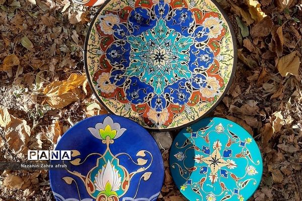 آثار هنری و تولیدی معلم درس هنر در رودهن