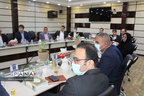 جلسه ستاد ثبت نام  اداره‌کل آموزش و پرورش استان بوشهر