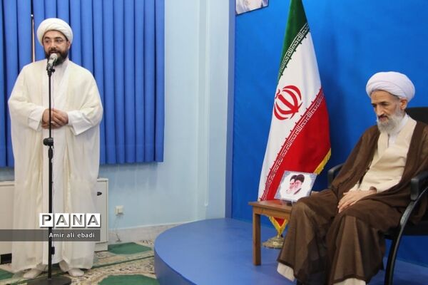 دیدار سرپرست و کارکنان جهاد کشاورزی با نماینده ولی فقیه