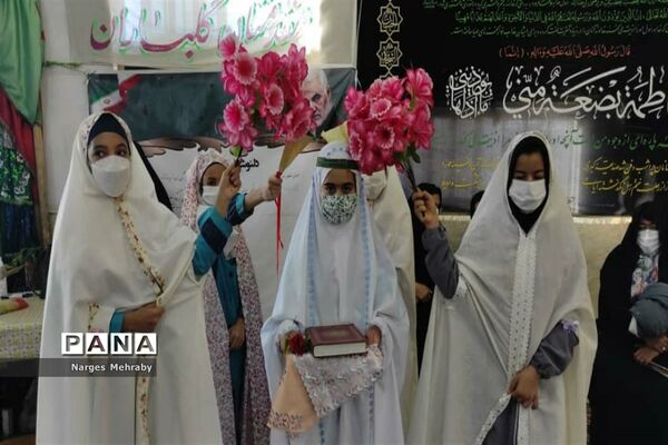 اجتماع بزرگ دانش‌‌آموزی فاطمیون در سورمق شهرستان آباده