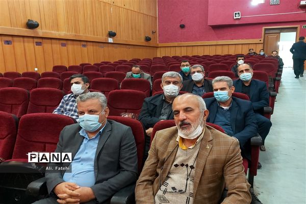 مراسم توزیع۵۰۰۰ بسته کمک آموزشی  در حوزه جغرافیایی