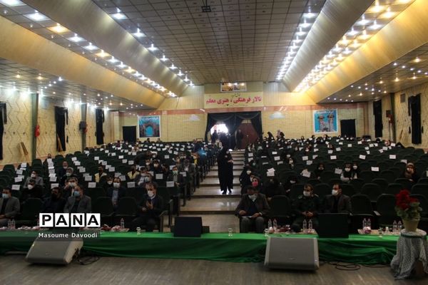 وداع با شهید تازه تفحص شده همزمان با دومین سالگرد شهادت سردار حاج قاسم سلیمانی در شیراز