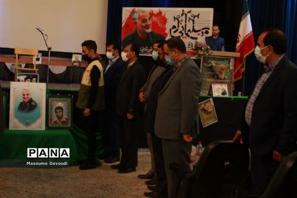 وداع با شهید تازه تفحص شده همزمان با دومین سالگرد شهادت سردار حاج قاسم سلیمانی در شیراز