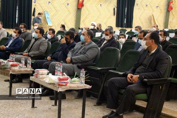 وداع با شهید تازه تفحص شده همزمان با دومین سالگرد شهادت سردار حاج قاسم سلیمانی در شیراز