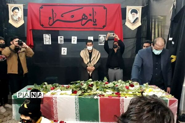 نسل سلیمانی‌ها به استقبال شهید گمنام در رودهن