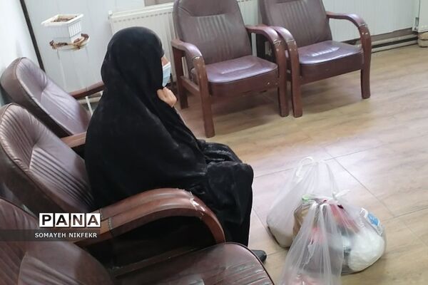 تهیه و توزیع بسته‌های حمایتی توسط مرکز نیکوکاری ترنم‌مهر