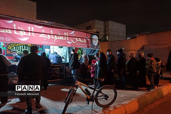 برپایی موکب عزاداری به همت مجموعه فرهنگی تربیتی چشمه منطقه ۱۴