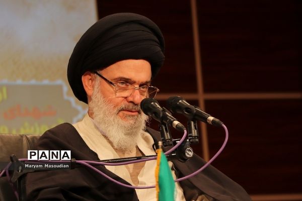 همایش راهیان رهایی و ایثار در بوشهر