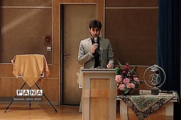 همایش بزرگ راه شهادت در رودهن