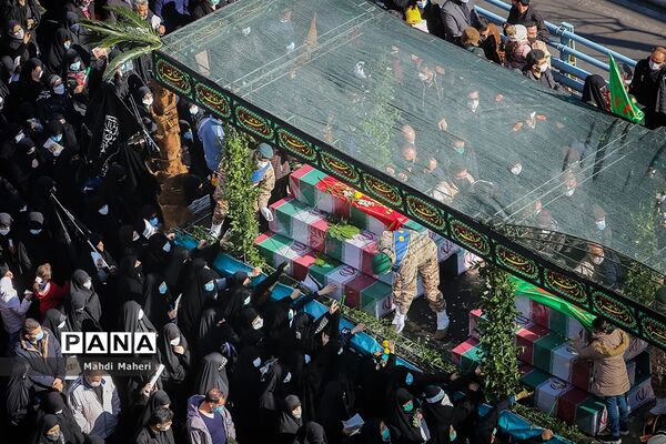 تشییع پیکرهای ۱۵۰ شهید دوران دفاع مقدس