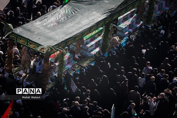 تشییع پیکرهای ۱۵۰ شهید دوران دفاع مقدس