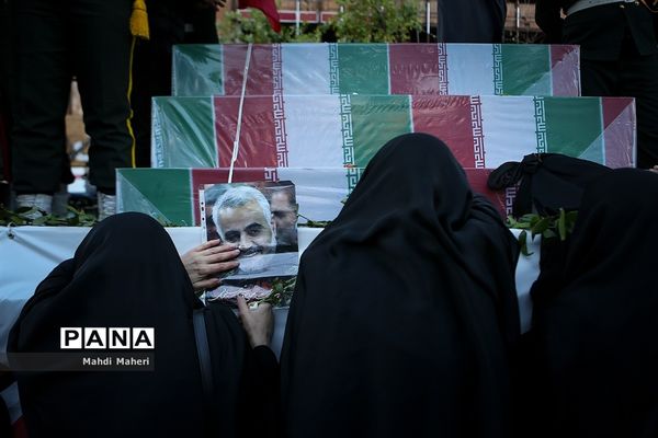 تشییع پیکرهای ۱۵۰ شهید دوران دفاع مقدس