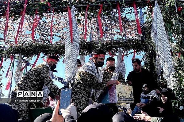 وداع مردم شهیدپرور شهرستان پردیس با شهید امیر زمان‌زاده