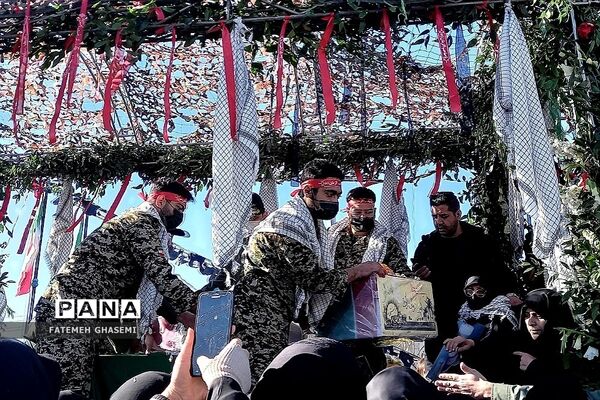وداع مردم شهیدپرور شهرستان پردیس با شهید امیر زمان‌زاده