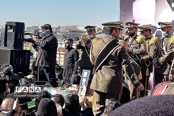 وداع مردم شهیدپرور شهرستان پردیس با شهید امیر زمان‌زاده