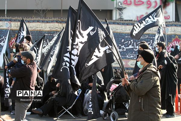 تجمع عزاداران فاطمی در میدان هفت‌تیر