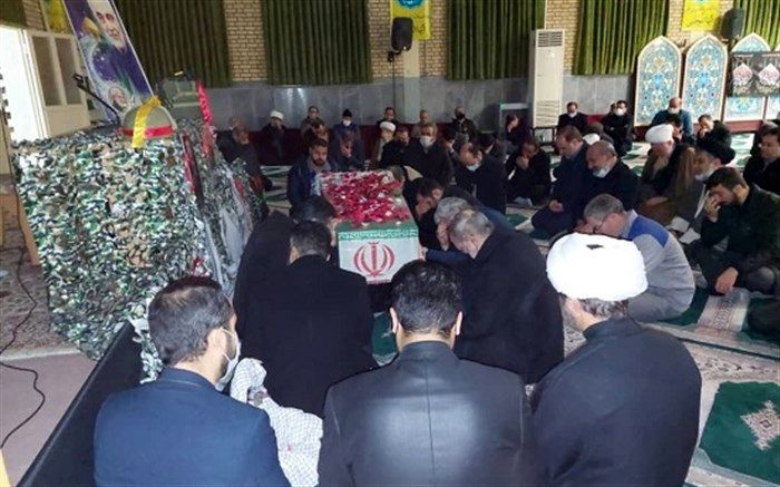 عزاداری طلاب جامعه الزهرا(س) با حضور شهید گمنام