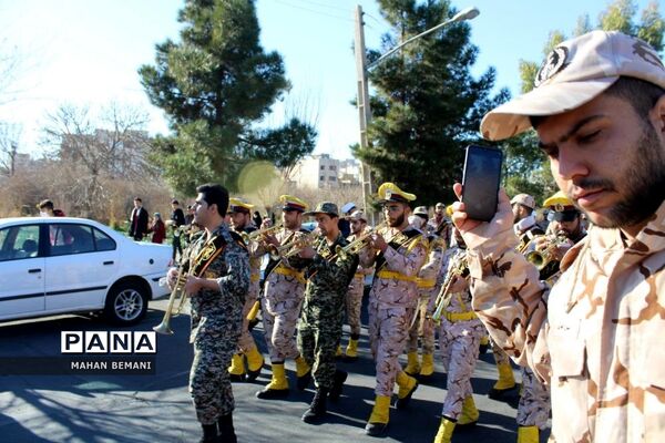 خاکسپاری دو شهید گمنام در مدرسه علمیه فاطمی