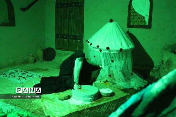 برپایی نمایشگاه  «یاس کبود« در زابل