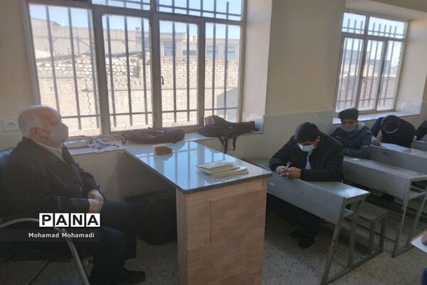 برگزاری امتحانات حضوری نوبت اول پایه نهمی شهرستان کاشمر