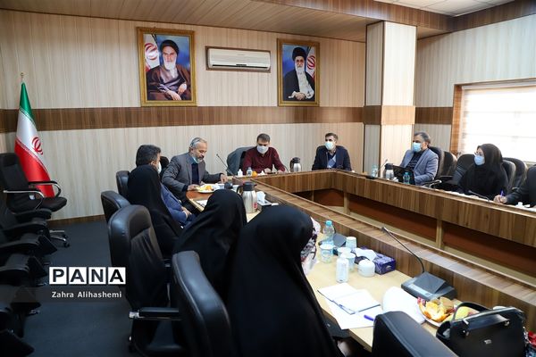 نشست ضمن خدمت تولید محتوای آموزشی دوره ابتدایی شهر تهران