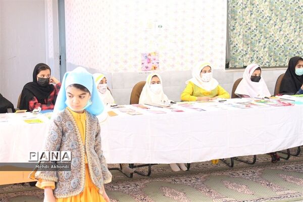 آیین تجلیل از برگزیدگان جشنواره کتاب من